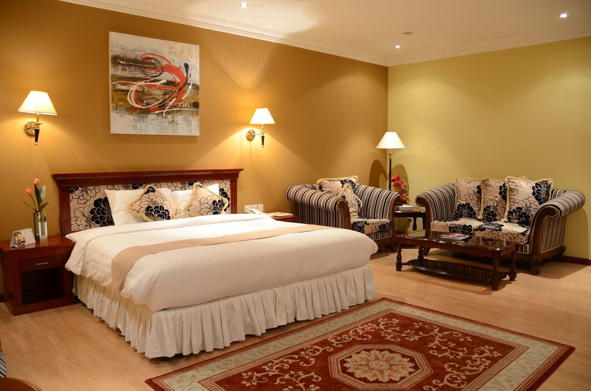 Pars International 4*