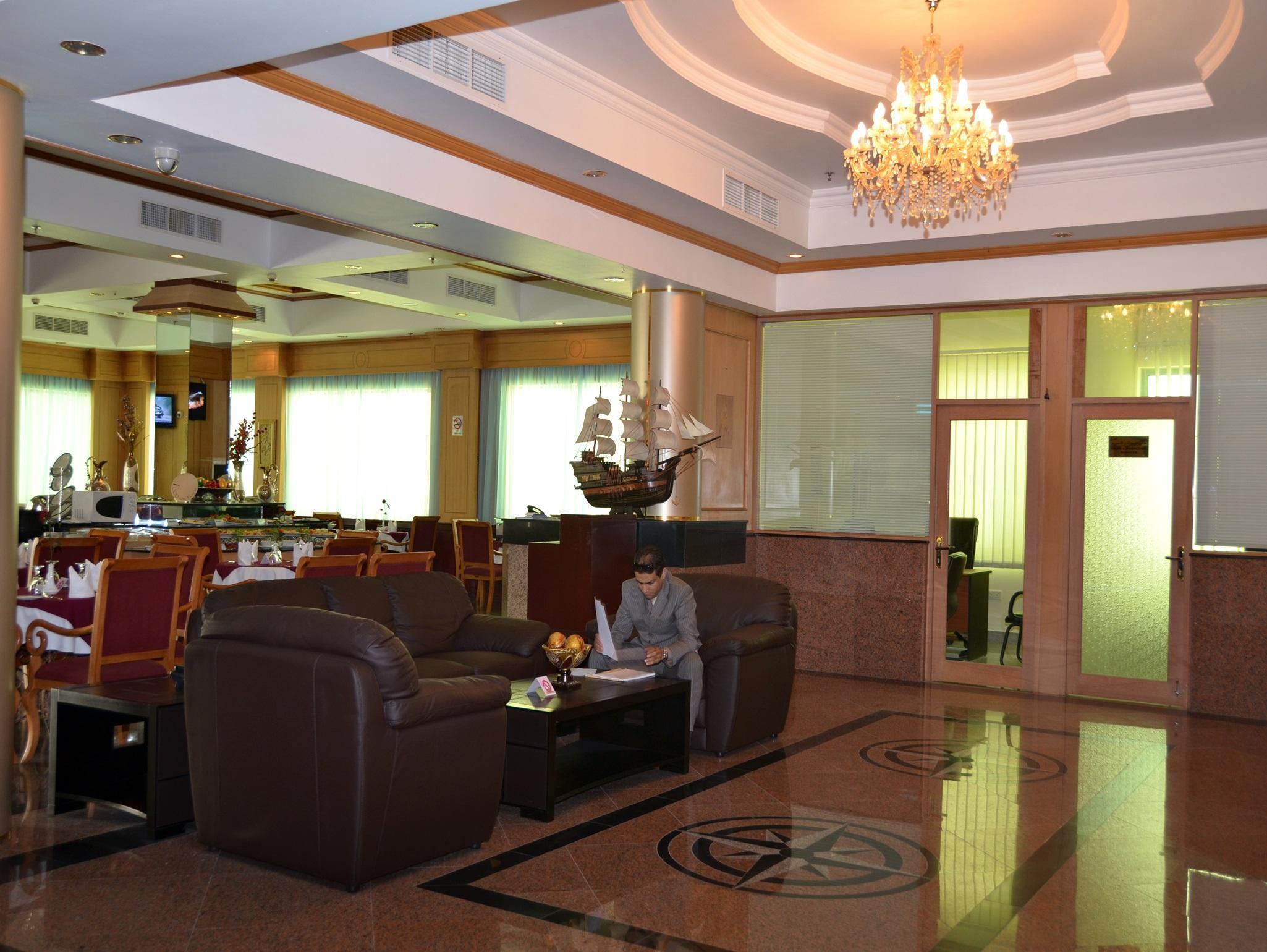 Pars International Hotel