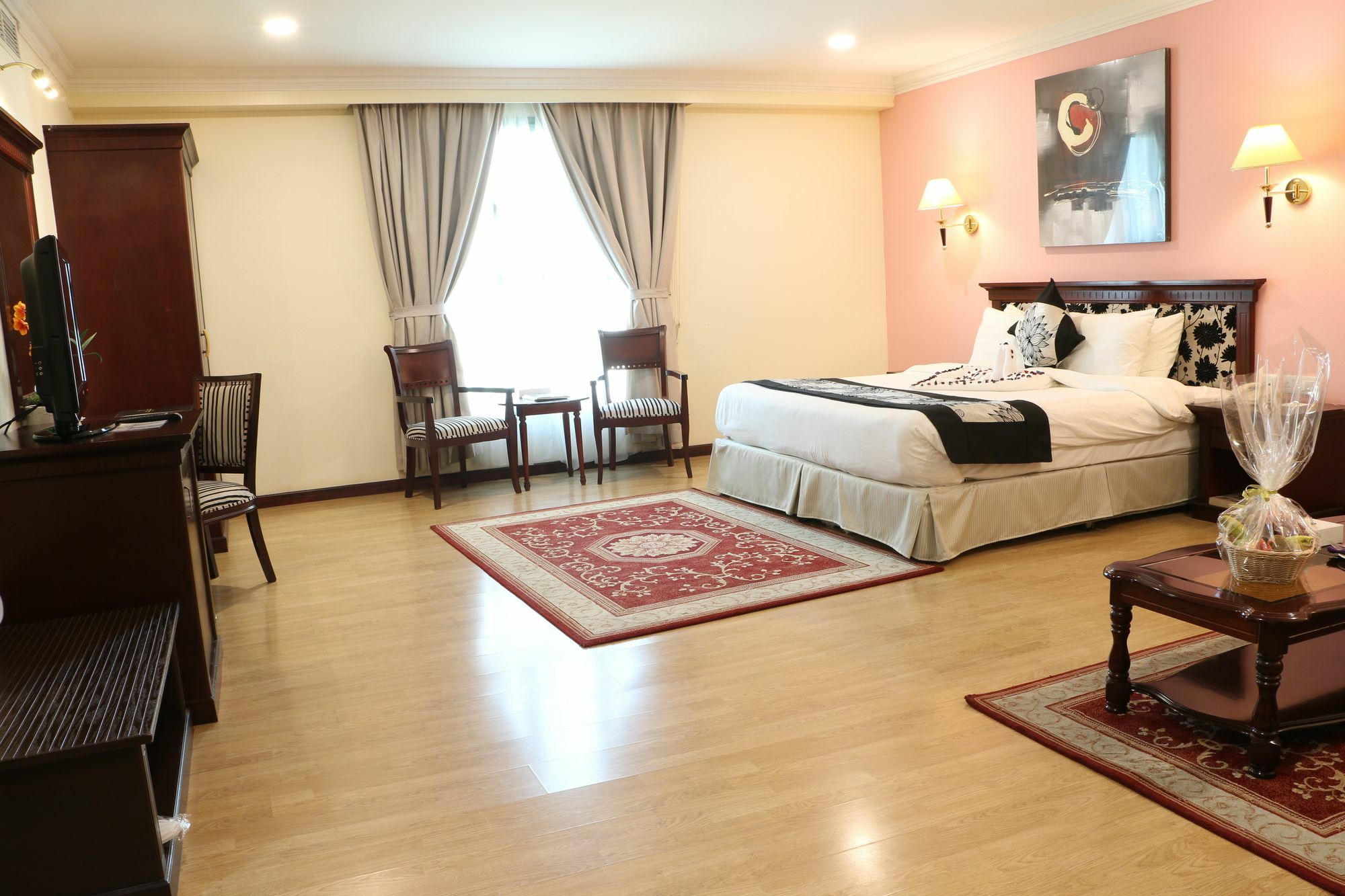 Hotel Pars International
