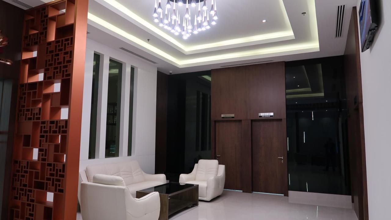 Pars International Hotel