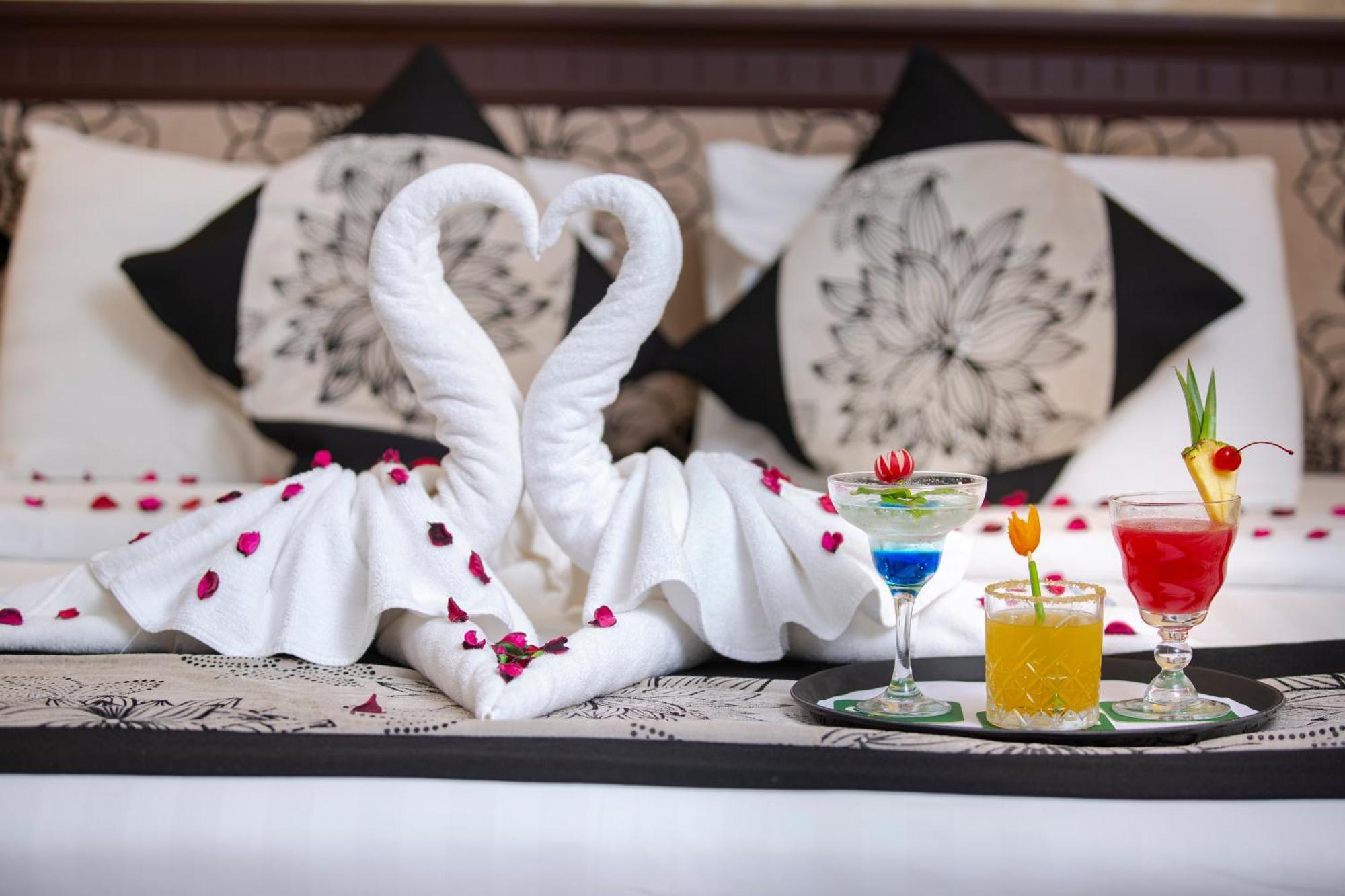 Pars International Hotel 4*